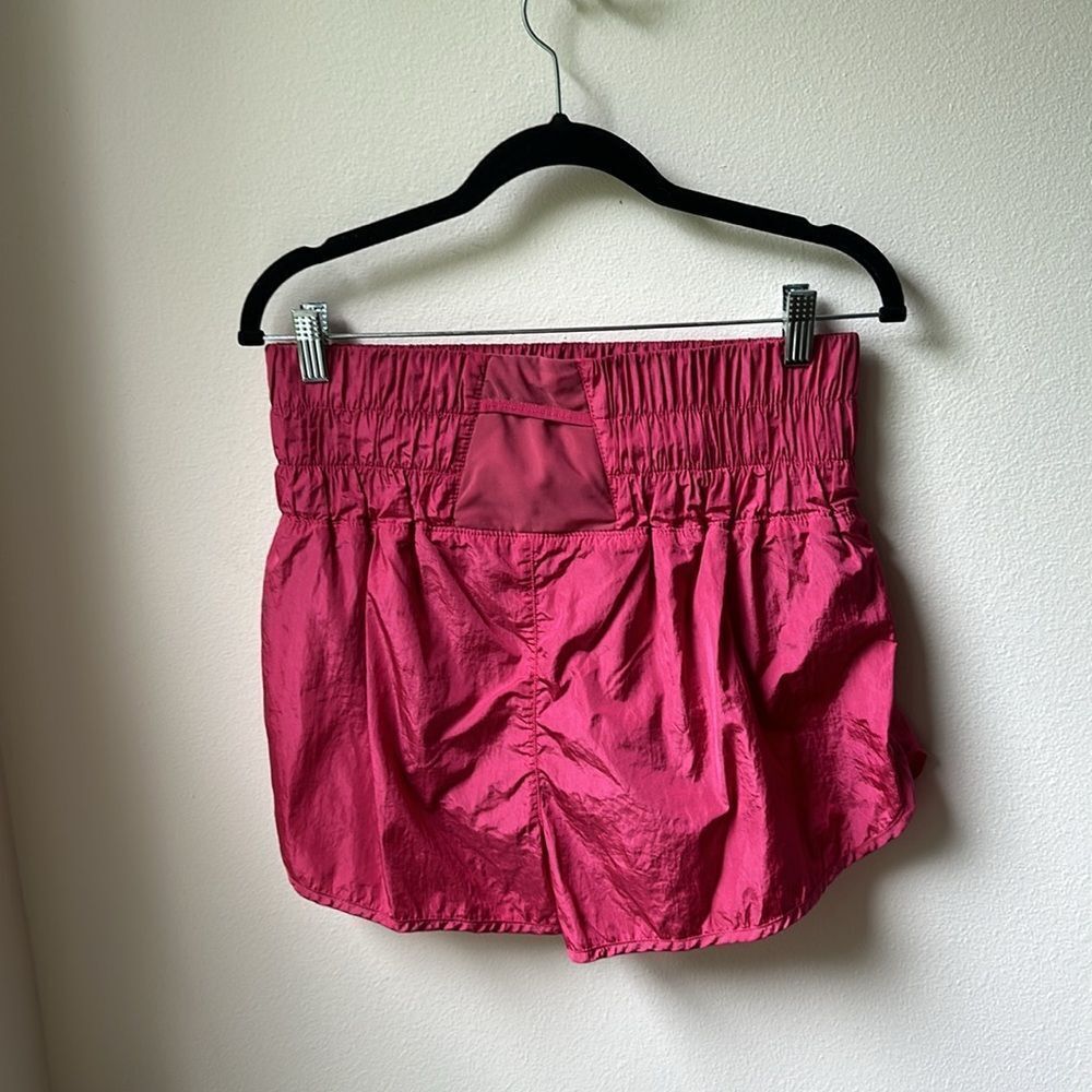 Free People Way Home Shorts, Rapid Raspberry L - Picture 4 of 4